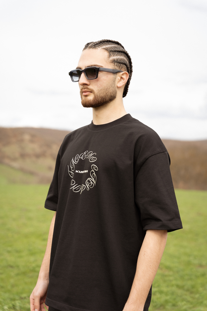 NO FACE NO CASE TEE